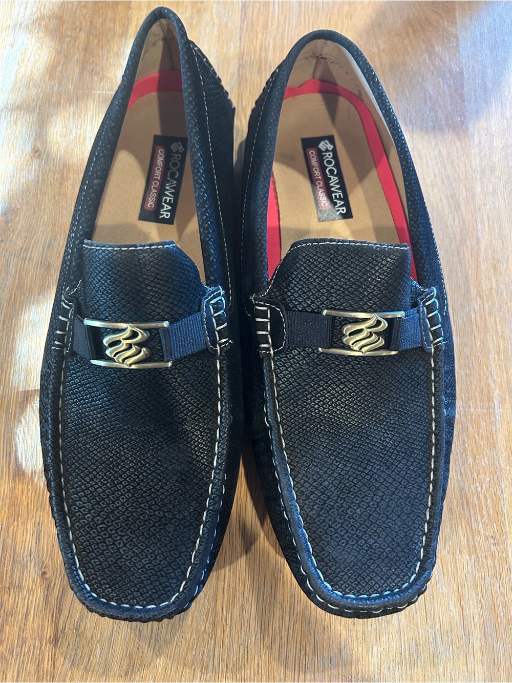 Rocawear Black Textured Slip-On Loafers with Gold Accent